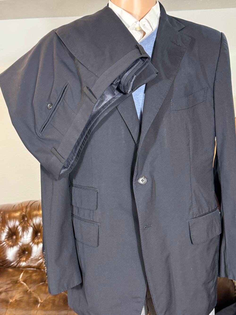 Tom Ford Navy Blue Notch Lapel 2 Piece Suit  IT 56/ US 46R Wool Men’s